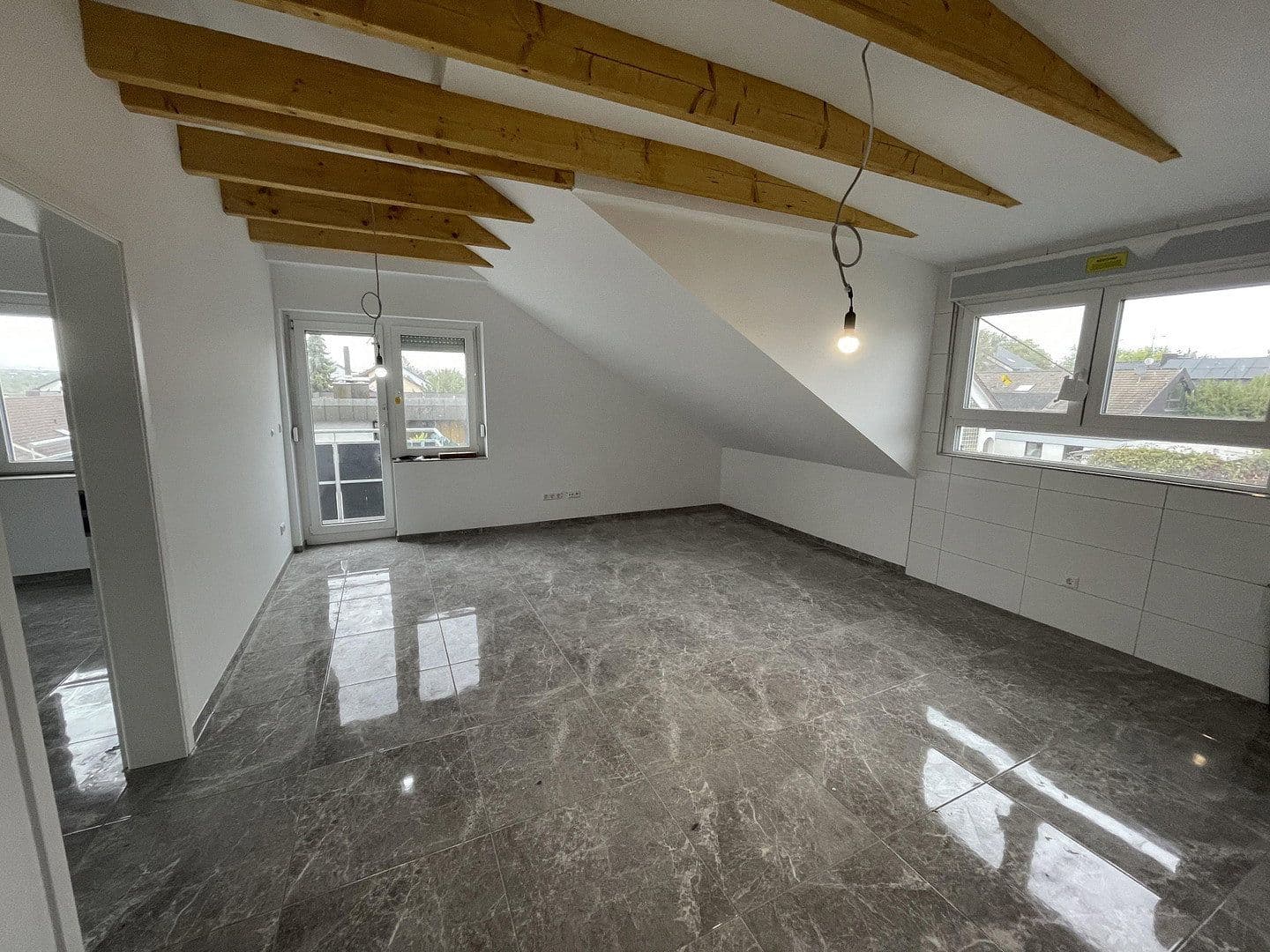 Pronájem bytu 3+1 74 m², Waiblingen, Bádensko-Württembersko Pronájem bytu 3+1 74 m², Waiblingen, Bádensko-Württembersko