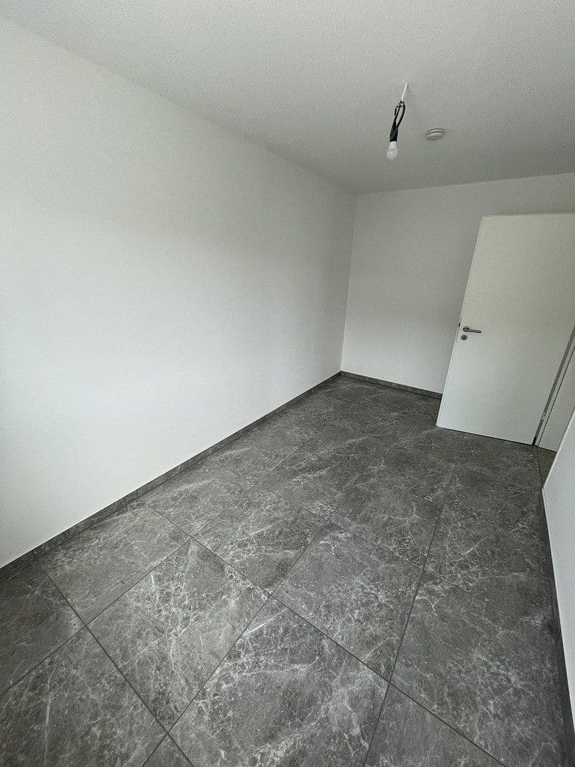 Pronájem bytu 3+1 74 m², Waiblingen, Bádensko-Württembersko Pronájem bytu 3+1 74 m², Waiblingen, Bádensko-Württembersko