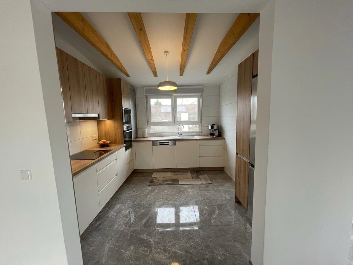 Pronájem bytu 3+1 74 m², Waiblingen, Bádensko-Württembersko Pronájem bytu 3+1 74 m², Waiblingen, Bádensko-Württembersko