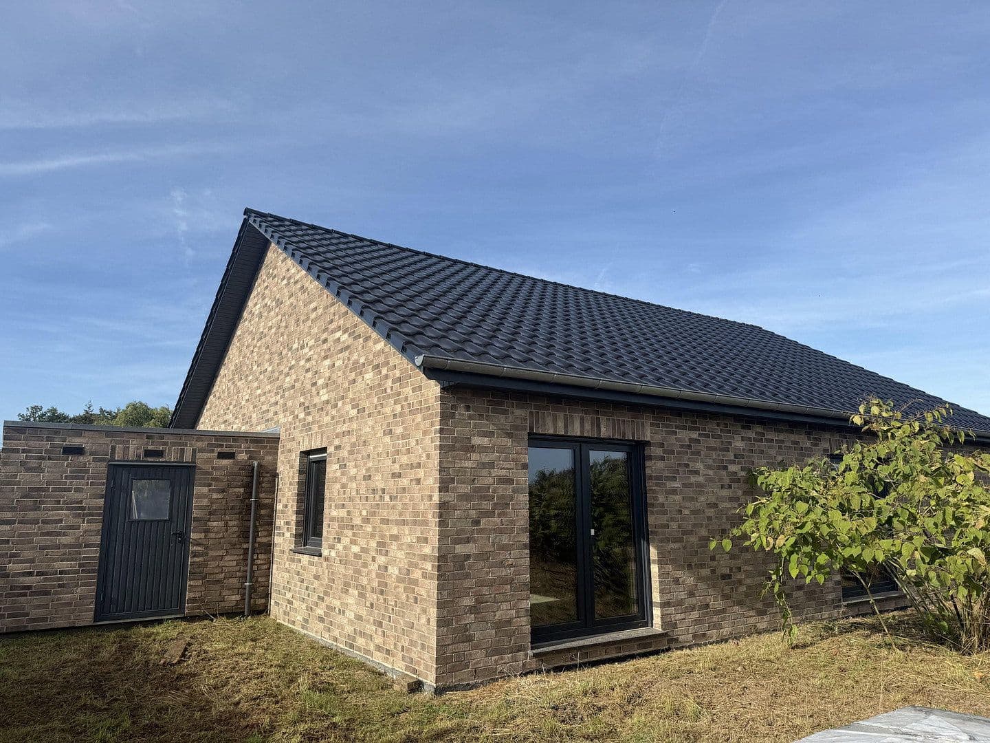 Prodej domu 129 m², pozemek 832 m², Im Feld 15, Warmsen, Dolní Sasko Prodej domu 129 m², pozemek 832 m², Im Feld 15, Warmsen, Dolní Sasko