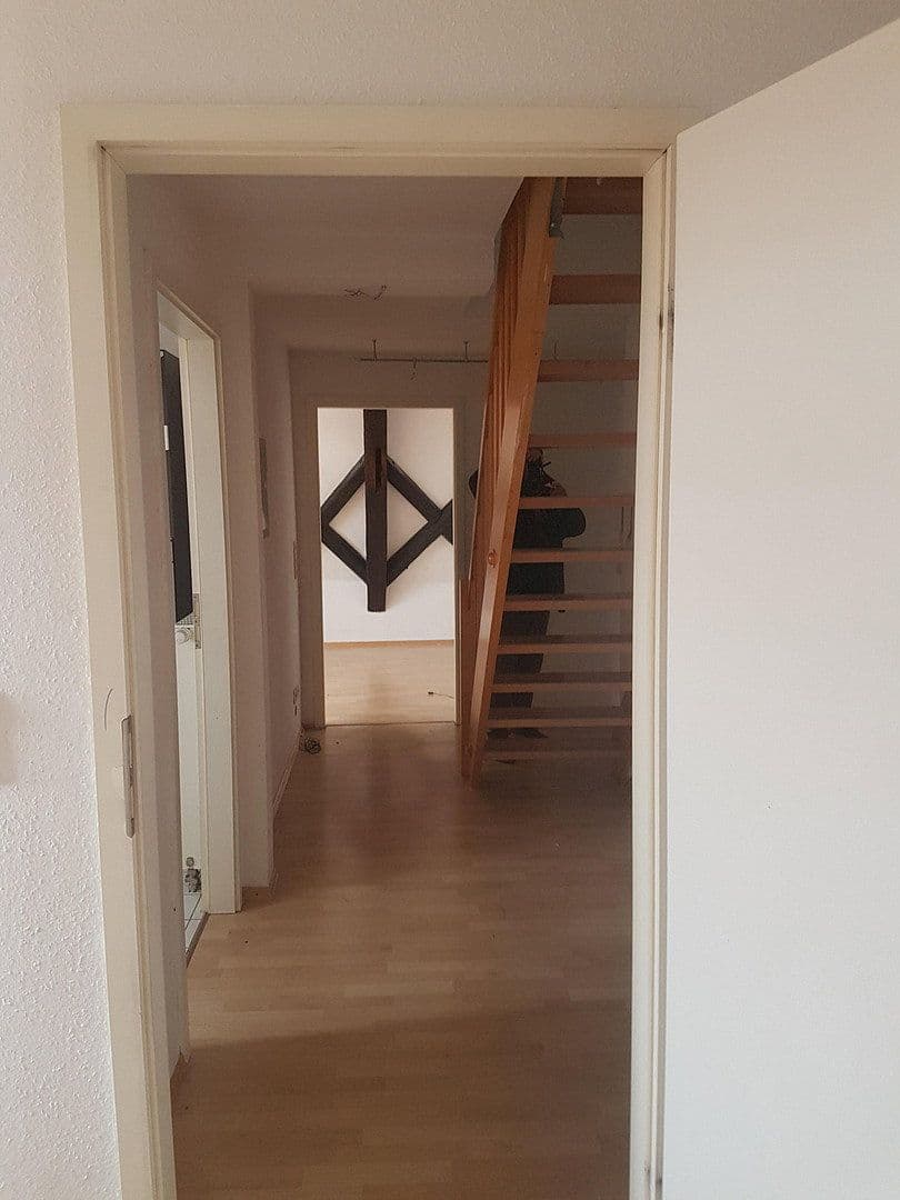 Pronájem bytu 3+1 80 m², Hauptstraße 54, Bietigheim-Bissingen, Bádensko-Württembersko Pronájem bytu 3+1 80 m², Hauptstraße 54, Bietigheim-Bissingen, Bádensko-Württembersko