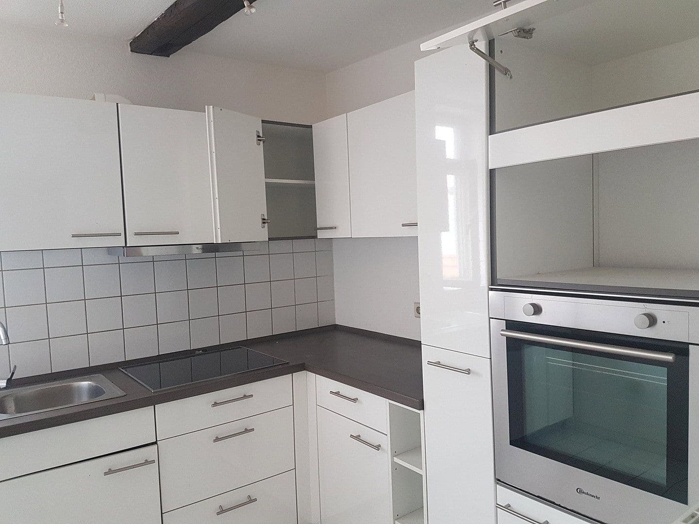 Pronájem bytu 3+1 80 m², Hauptstraße 54, Bietigheim-Bissingen, Bádensko-Württembersko Pronájem bytu 3+1 80 m², Hauptstraße 54, Bietigheim-Bissingen, Bádensko-Württembersko