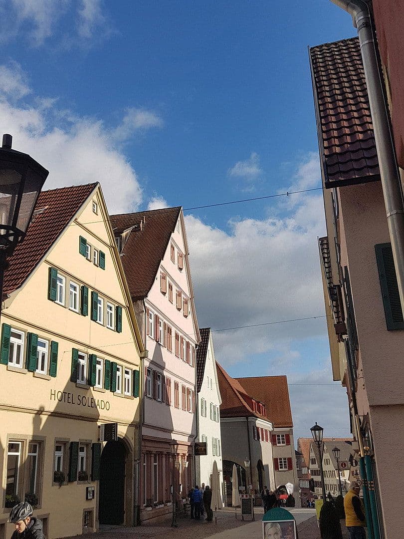 Pronájem bytu 3+1 80 m², Hauptstraße 54, Bietigheim-Bissingen, Bádensko-Württembersko Pronájem bytu 3+1 80 m², Hauptstraße 54, Bietigheim-Bissingen, Bádensko-Württembersko