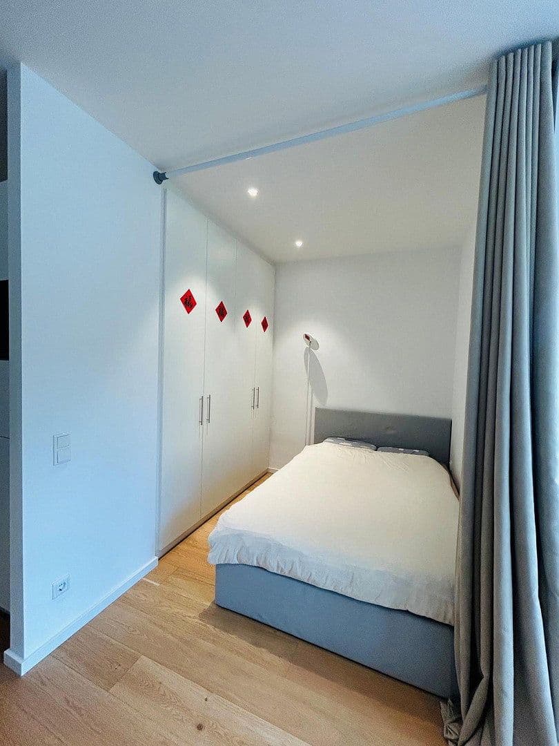 Pronájem bytu 1+1 51 m², Fürstenrieder Str. 283, München, Bavorsko Pronájem bytu 1+1 51 m², Fürstenrieder Str. 283, München, Bavorsko