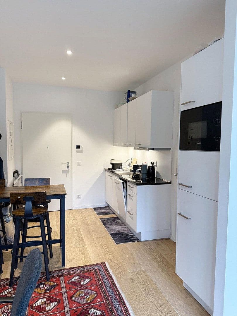Pronájem bytu 1+1 34 m², Fürstenrieder Str. 285, München, Bavorsko Pronájem bytu 1+1 34 m², Fürstenrieder Str. 285, München, Bavorsko