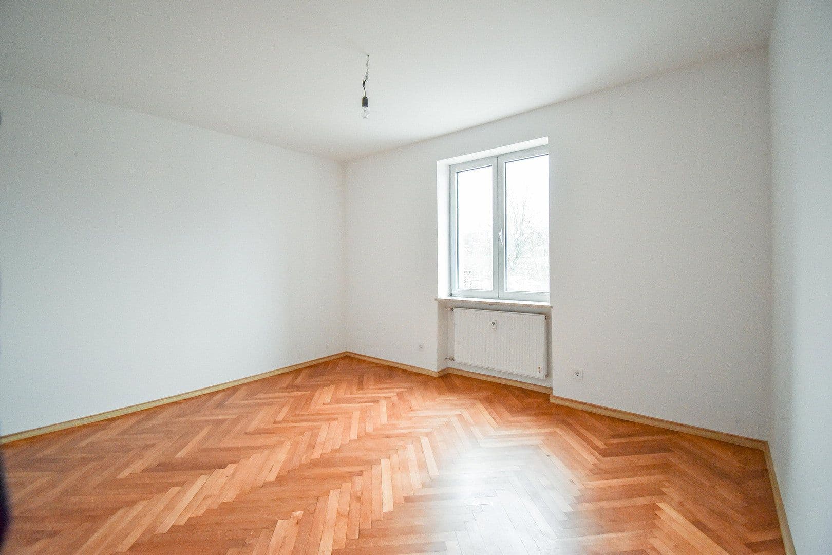 Pronájem bytu 3+1 99 m², Levi-Strauss-Straße 9R, Kitzingen, Bavorsko Pronájem bytu 3+1 99 m², Levi-Strauss-Straße 9R, Kitzingen, Bavorsko