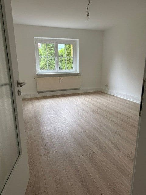 Pronájem bytu 3+1 59 m², Alfred-Dengler-Str. 16, Eberswalde, Braniborsko Pronájem bytu 3+1 59 m², Alfred-Dengler-Str. 16, Eberswalde, Braniborsko
