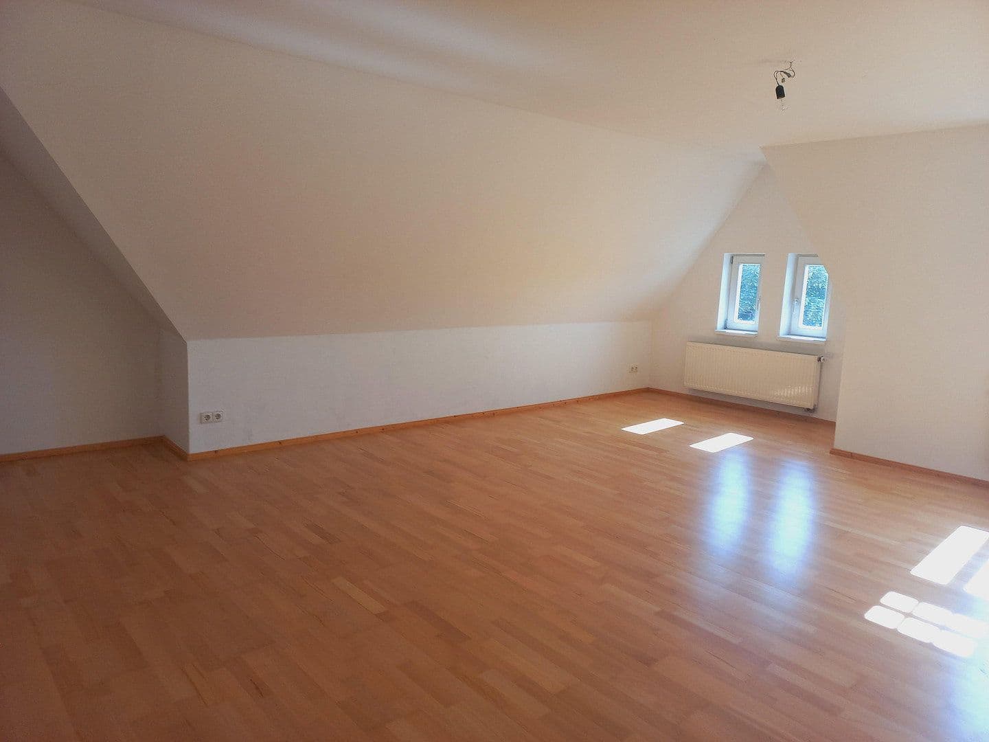 Pronájem bytu 3+1 88 m², Nordhausen, Durynsko Pronájem bytu 3+1 88 m², Nordhausen, Durynsko