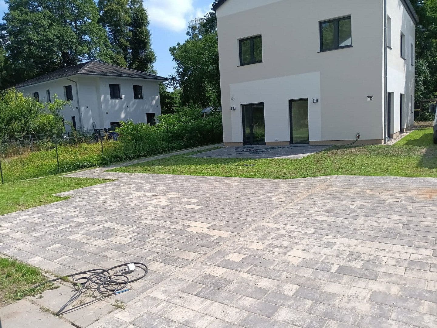 Prodej domu 150 m², pozemek 520 m², Finkenweg 16a, Falkensee, Braniborsko Prodej domu 150 m², pozemek 520 m², Finkenweg 16a, Falkensee, Braniborsko