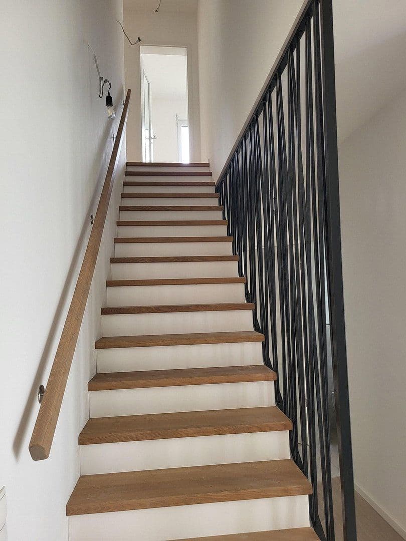 Prodej domu 150 m², pozemek 520 m², Finkenweg 16a, Falkensee, Braniborsko Prodej domu 150 m², pozemek 520 m², Finkenweg 16a, Falkensee, Braniborsko