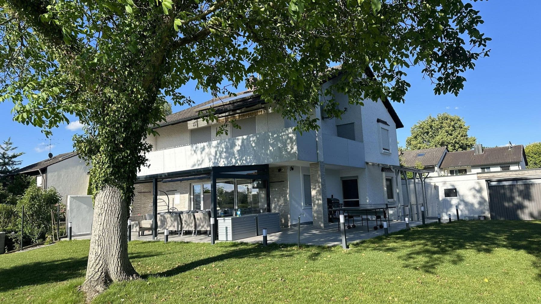Prodej domu 234 m², pozemek 690 m², Moosburg, Bavorsko Prodej domu 234 m², pozemek 690 m², Moosburg, Bavorsko