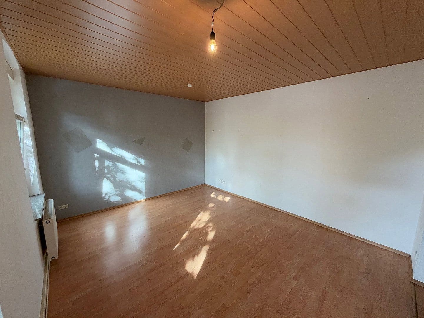 Pronájem bytu 3+kk 77 m², Krefeld, Severní Porýní-Vestfálsko Pronájem bytu 3+kk 77 m², Krefeld, Severní Porýní-Vestfálsko