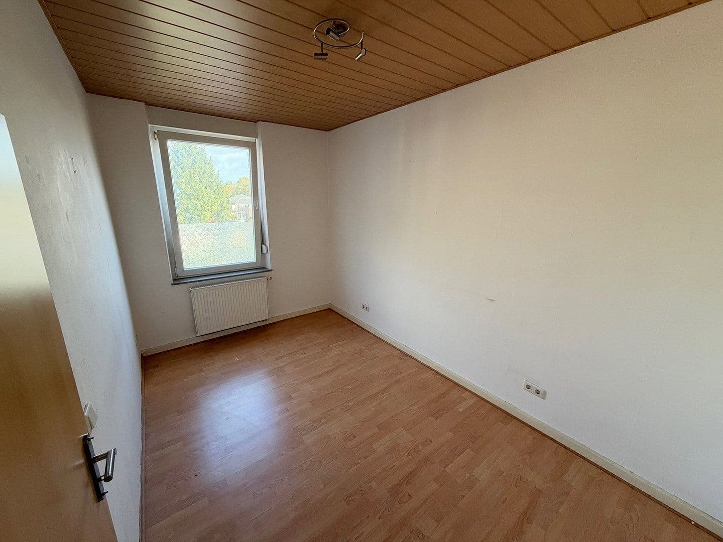 Pronájem bytu 3+kk 77 m², Krefeld, Severní Porýní-Vestfálsko Pronájem bytu 3+kk 77 m², Krefeld, Severní Porýní-Vestfálsko
