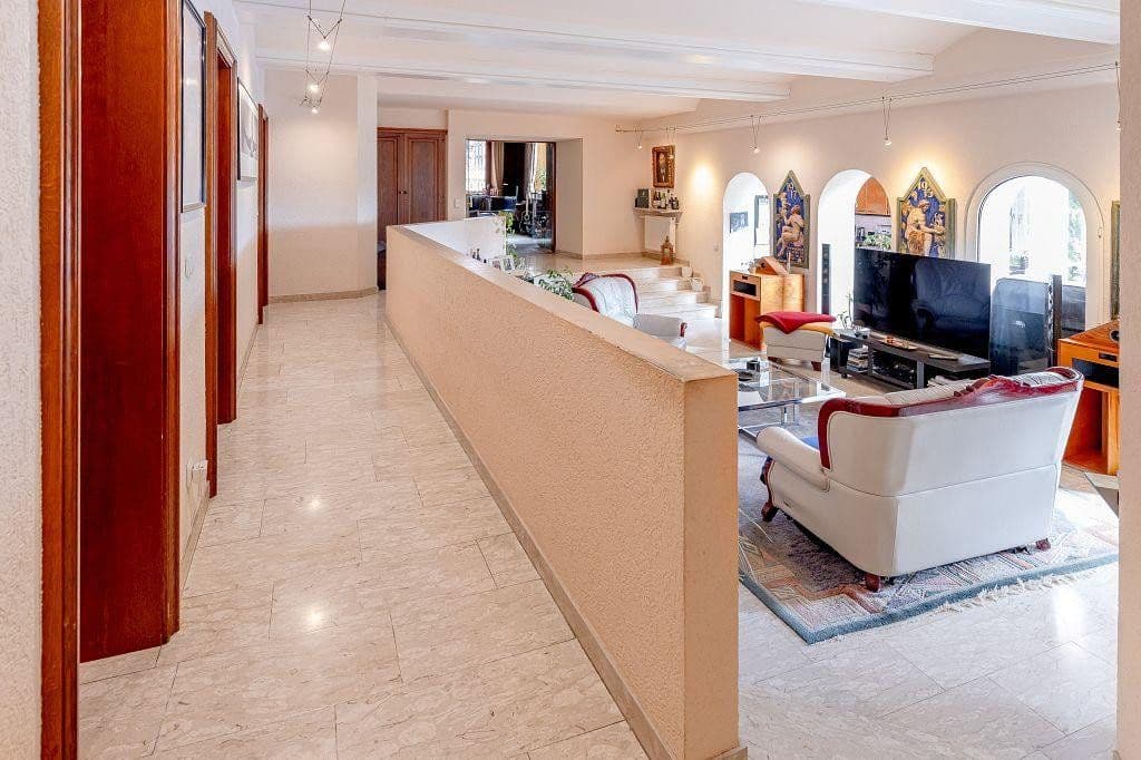 Pronájem bytu 6+1 175 m², Pfaugasse 30, Oppenheim, Porýní-Falc Pronájem bytu 6+1 175 m², Pfaugasse 30, Oppenheim, Porýní-Falc