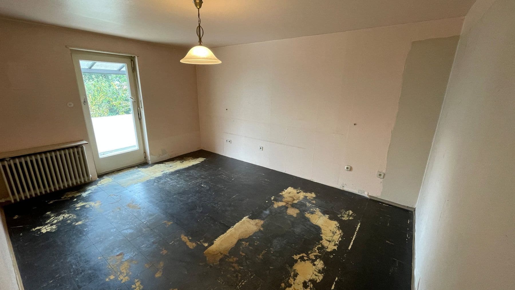 Prodej domu 134 m², pozemek 230 m², Graudenzerstr. 20a, Nürnberg, Bavorsko Prodej domu 134 m², pozemek 230 m², Graudenzerstr. 20a, Nürnberg, Bavorsko