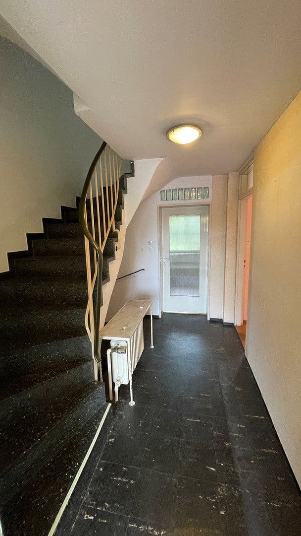 Prodej domu 134 m², pozemek 230 m², Graudenzerstr. 20a, Nürnberg, Bavorsko Prodej domu 134 m², pozemek 230 m², Graudenzerstr. 20a, Nürnberg, Bavorsko