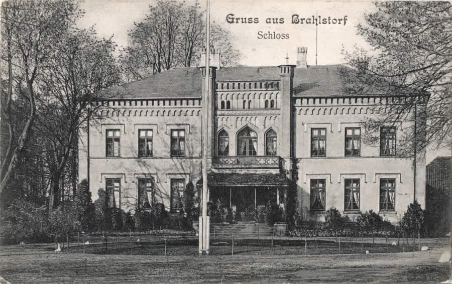 Prodej domu 655 m², pozemek 865 m², Lindenstr. 18, Brahlstorf, Mecklenburg-Vorpommern Prodej domu 655 m², pozemek 865 m², Lindenstr. 18, Brahlstorf, Mecklenburg-Vorpommern