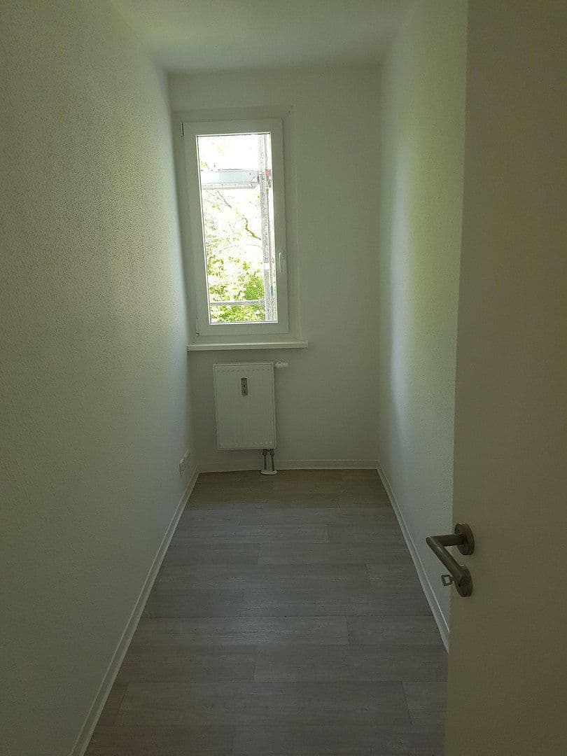 Pronájem bytu 3+1 60 m², Magdeburg, Sasko-Anhaltsko Pronájem bytu 3+1 60 m², Magdeburg, Sasko-Anhaltsko