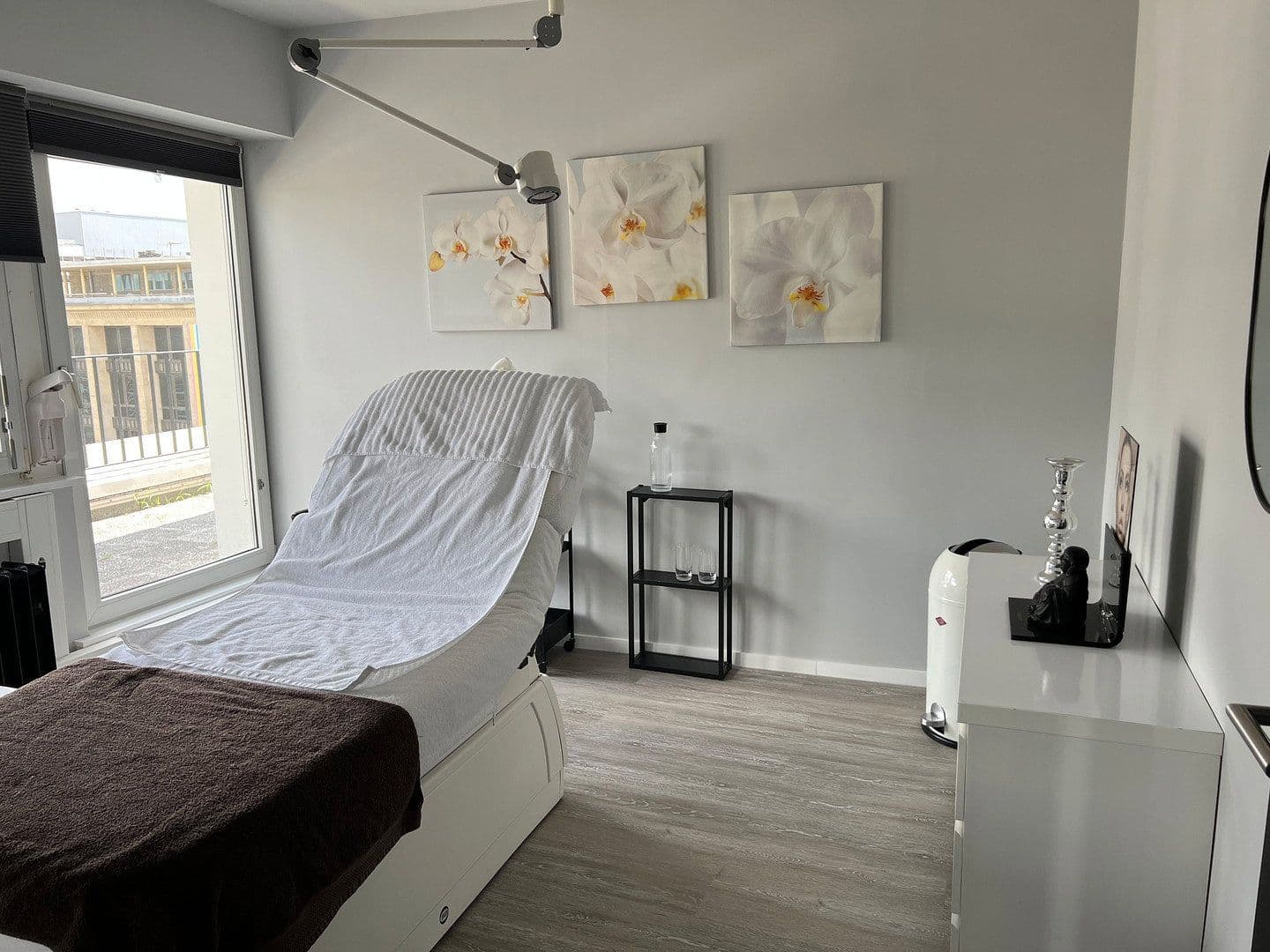 Pronájem kanceláře 115 m², Schadowstrasse 74, Düsseldorf, Severní Porýní-Vestfálsko Pronájem kanceláře 115 m², Schadowstrasse 74, Düsseldorf, Severní Porýní-Vestfálsko
