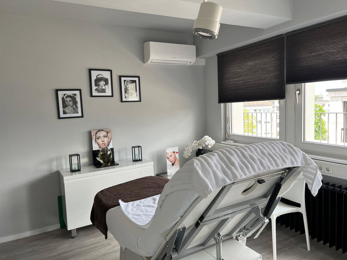 Pronájem kanceláře 115 m², Schadowstrasse 74, Düsseldorf, Severní Porýní-Vestfálsko Pronájem kanceláře 115 m², Schadowstrasse 74, Düsseldorf, Severní Porýní-Vestfálsko