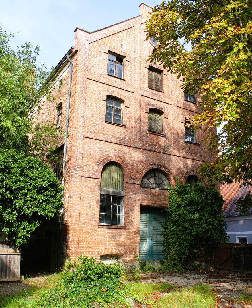 Prodej domu 1.080 m², pozemek 1.080 m², Neuburgerstr. 3, Hohenwart, Bavorsko Prodej domu 1.080 m², pozemek 1.080 m², Neuburgerstr. 3, Hohenwart, Bavorsko