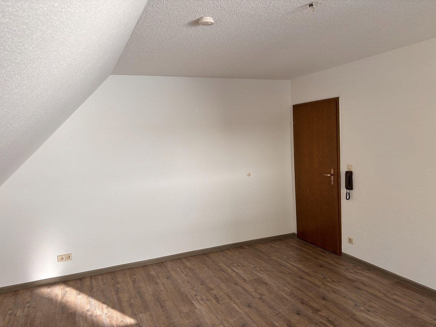 Pronájem bytu 5+1 196 m², Baden-Baden, Bádensko-Württembersko Pronájem bytu 5+1 196 m², Baden-Baden, Bádensko-Württembersko