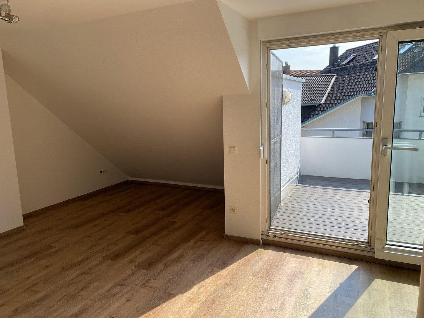 Pronájem bytu 2+1 57 m², Johannes-Eppert-Weg 16, Hanau, Hessen Pronájem bytu 2+1 57 m², Johannes-Eppert-Weg 16, Hanau, Hessen
