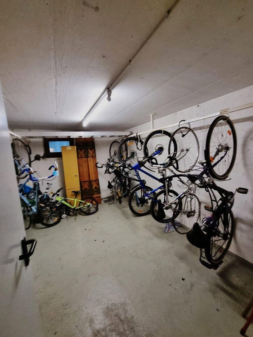 Pronájem bytu 2+1 53 m², Leinfelden-Echterdingen, Bádensko-Württembersko Pronájem bytu 2+1 53 m², Leinfelden-Echterdingen, Bádensko-Württembersko