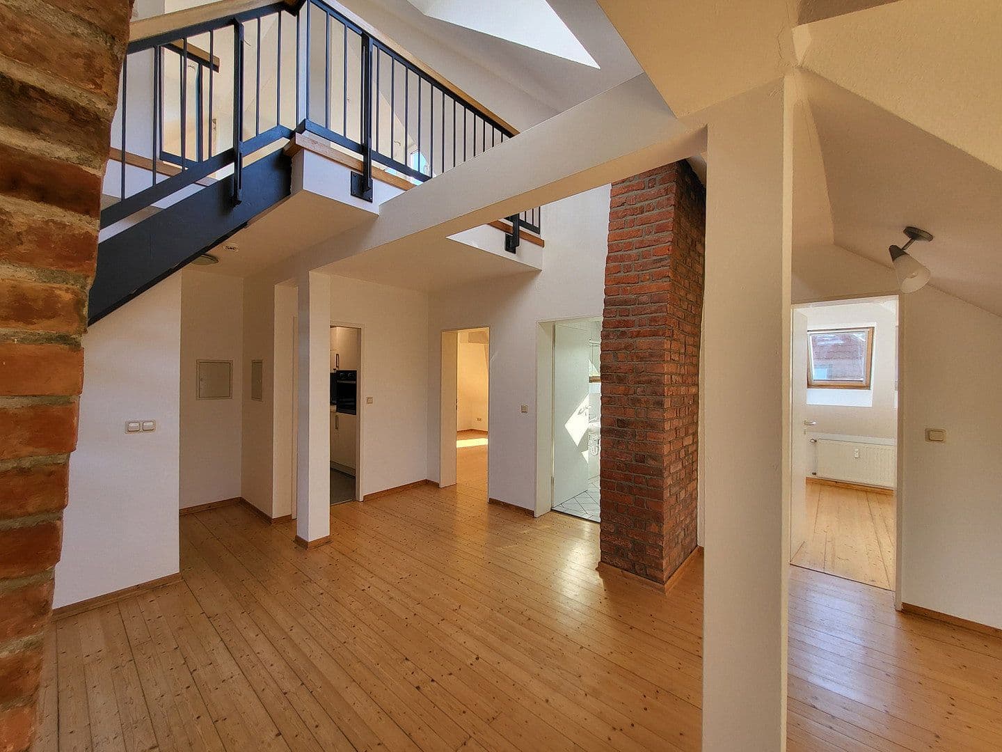 Pronájem bytu 3+1 1 m², Baurat-Gerber-Straße 18, Göttingen, Dolní Sasko Pronájem bytu 3+1 1 m², Baurat-Gerber-Straße 18, Göttingen, Dolní Sasko