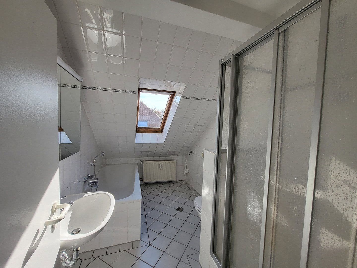 Pronájem bytu 3+1 1 m², Baurat-Gerber-Straße 18, Göttingen, Dolní Sasko Pronájem bytu 3+1 1 m², Baurat-Gerber-Straße 18, Göttingen, Dolní Sasko