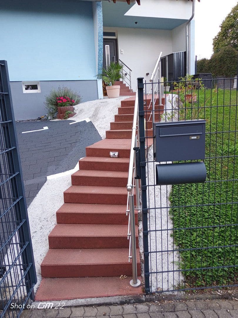 Prodej domu 142 m², pozemek 450 m², Koblenz, Porýní-Falc Prodej domu 142 m², pozemek 450 m², Koblenz, Porýní-Falc
