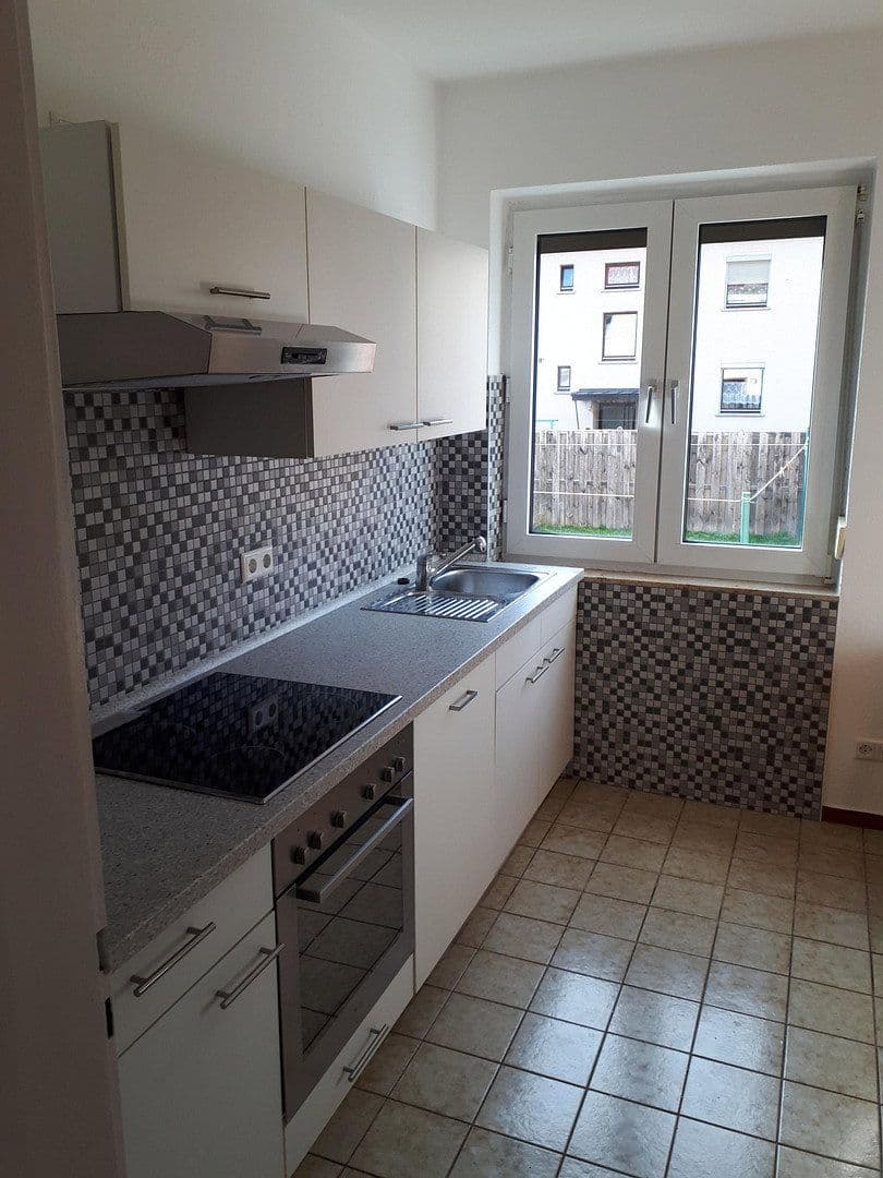 Pronájem bytu 3+1 63 m², Oberndorf am Neckar, Bádensko-Württembersko Pronájem bytu 3+1 63 m², Oberndorf am Neckar, Bádensko-Württembersko