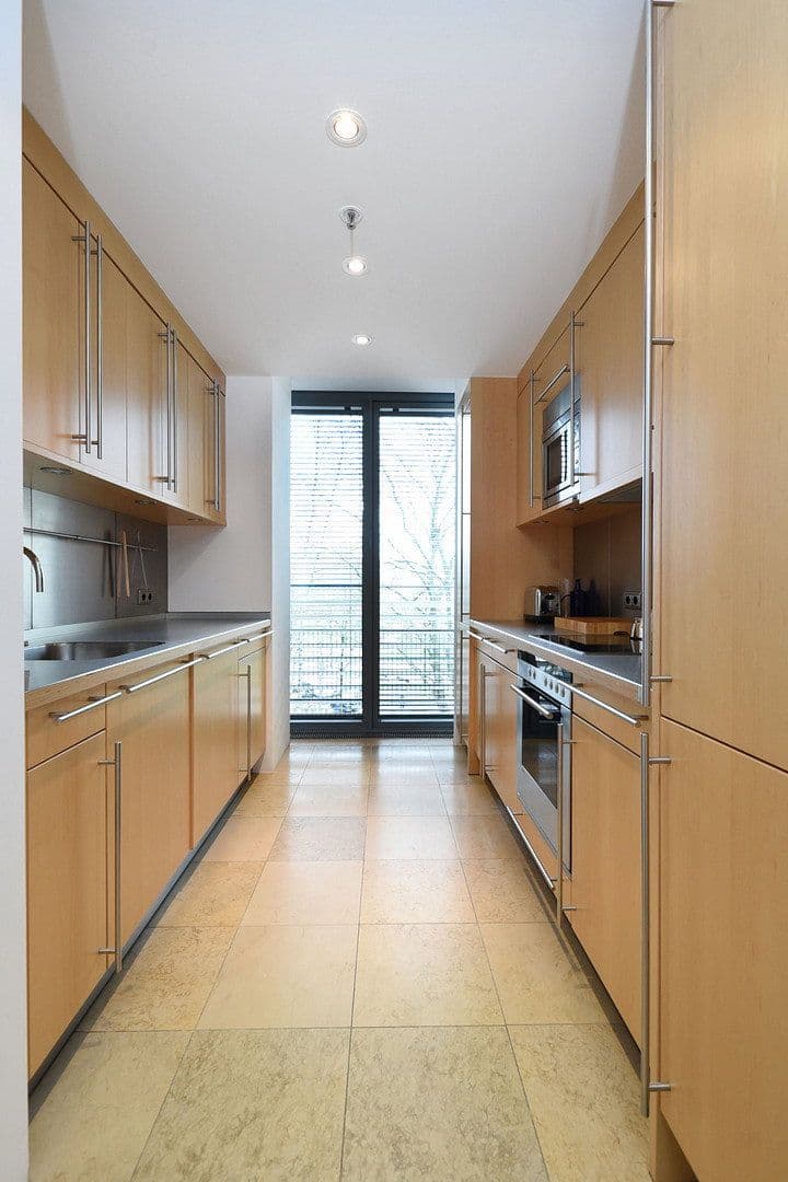 Prodej bytu 3+1 131 m², Bellevuestrasse 1, Sony Center, Berlin, Berlín Prodej bytu 3+1 131 m², Bellevuestrasse 1, Sony Center, Berlin, Berlín