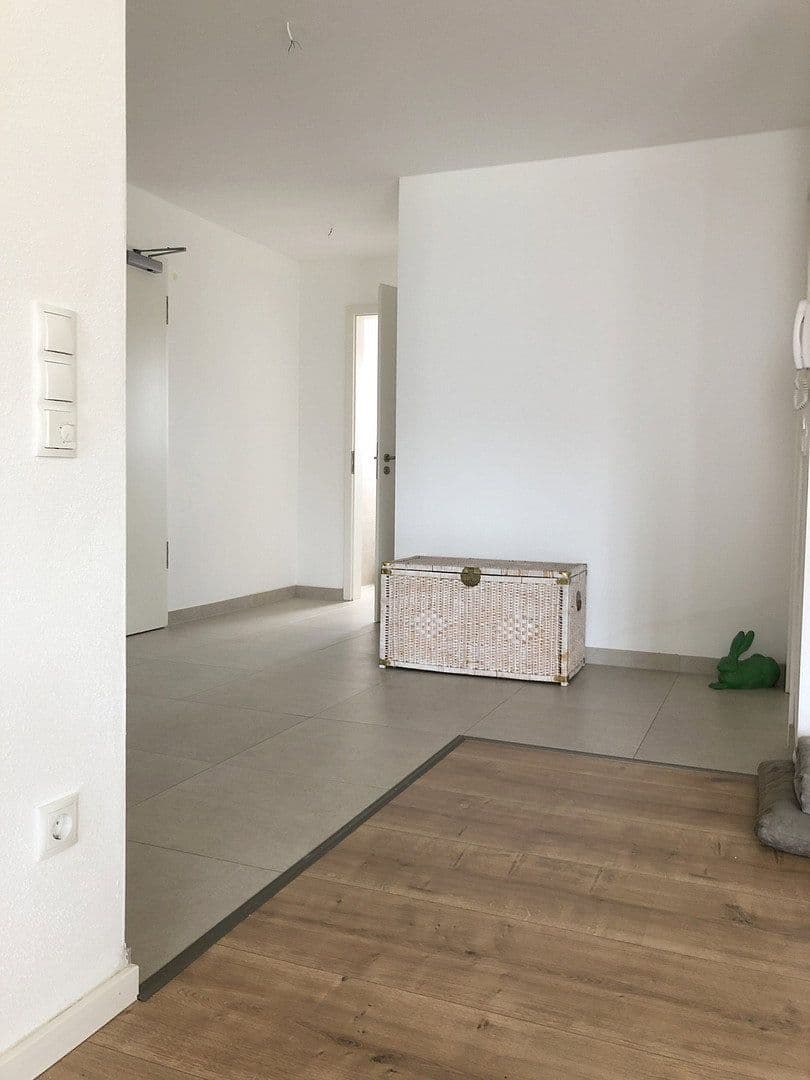 Pronájem bytu 4+kk 118 m², Hamppstraße 7b, Au in der Hallertau, Bavorsko Pronájem bytu 4+kk 118 m², Hamppstraße 7b, Au in der Hallertau, Bavorsko