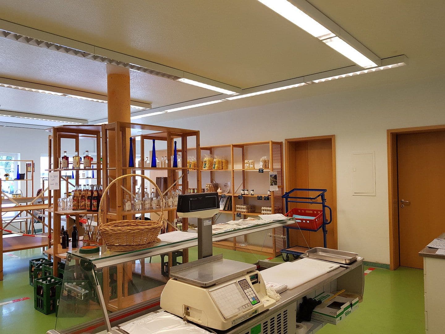 Pronájem nebytového prostoru 105 m², Bachstrasse 29, Altbach, Bádensko-Württembersko Pronájem nebytového prostoru 105 m², Bachstrasse 29, Altbach, Bádensko-Württembersko