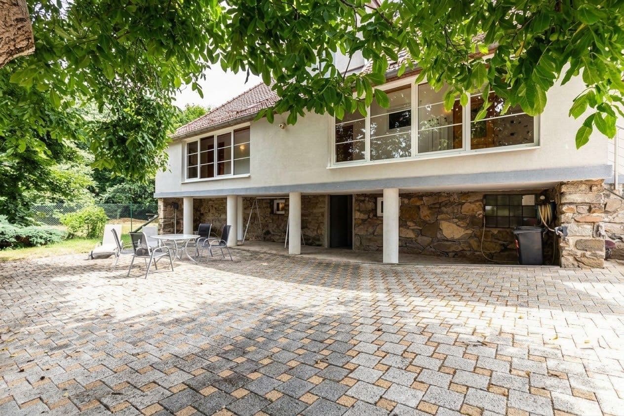 Prodej domu 600 m², pozemek 1.800 m², Borač, Jihomoravský kraj Prodej domu 600 m², pozemek 1.800 m², Borač, Jihomoravský kraj
