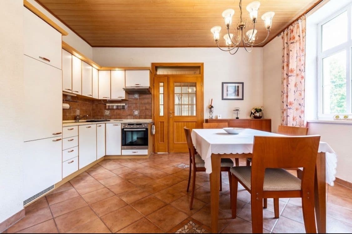 Prodej domu 600 m², pozemek 1.800 m², Borač, Jihomoravský kraj Prodej domu 600 m², pozemek 1.800 m², Borač, Jihomoravský kraj
