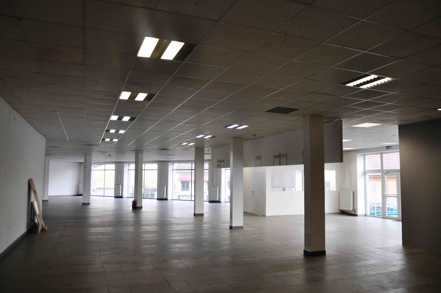 Pronájem nebytového prostoru 700 m², Žalanského, Praha, Praha Pronájem nebytového prostoru 700 m², Žalanského, Praha, Praha