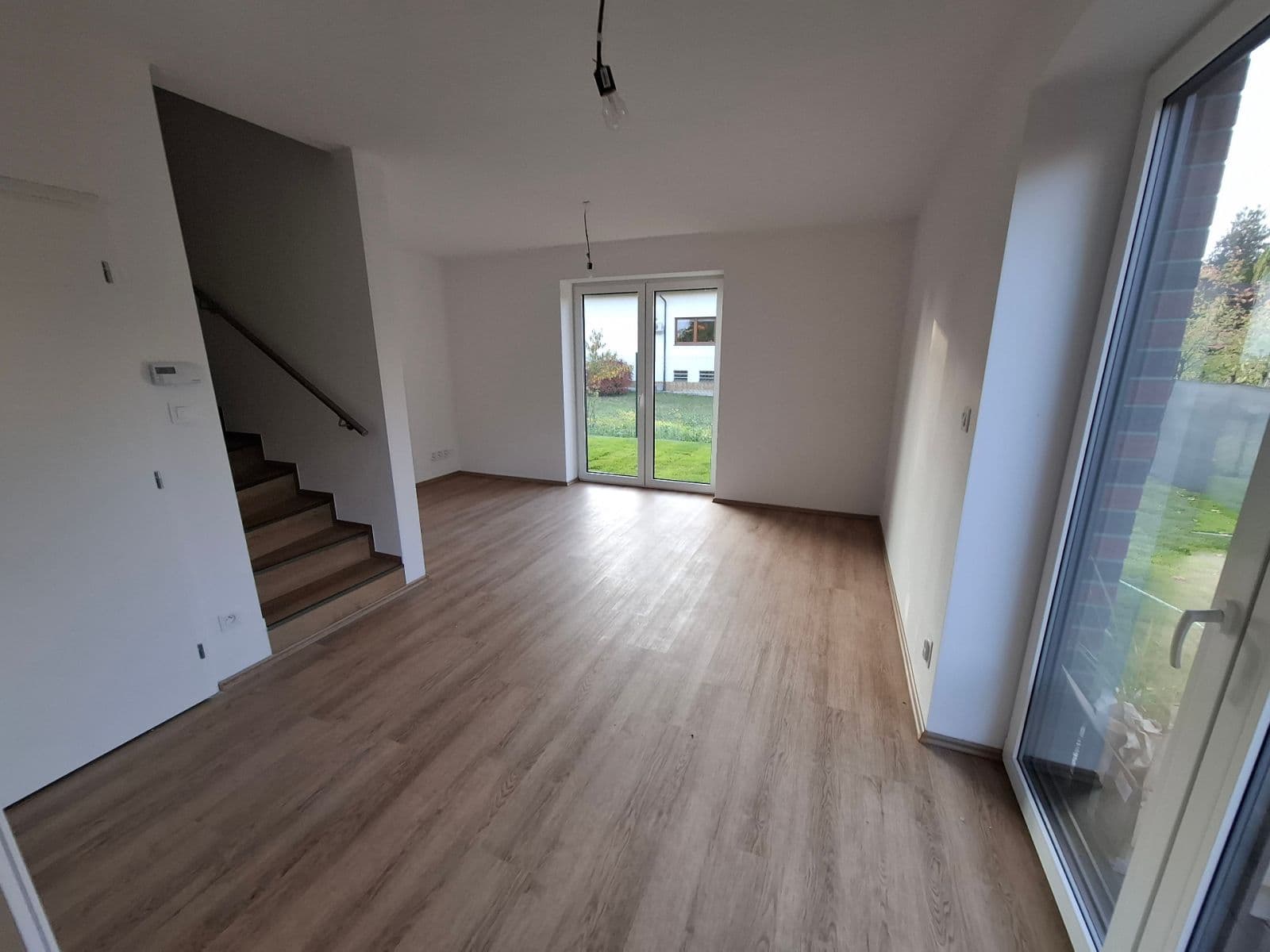 Prodej domu 67 m², pozemek 104 m², Hulická, Praha, Praha Prodej domu 67 m², pozemek 104 m², Hulická, Praha, Praha