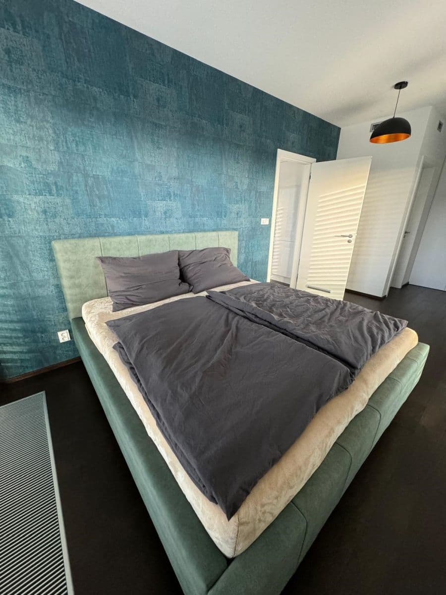 Pronájem bytu 2+kk 56 m², Sokolova, Praha, Praha Pronájem bytu 2+kk 56 m², Sokolova, Praha, Praha