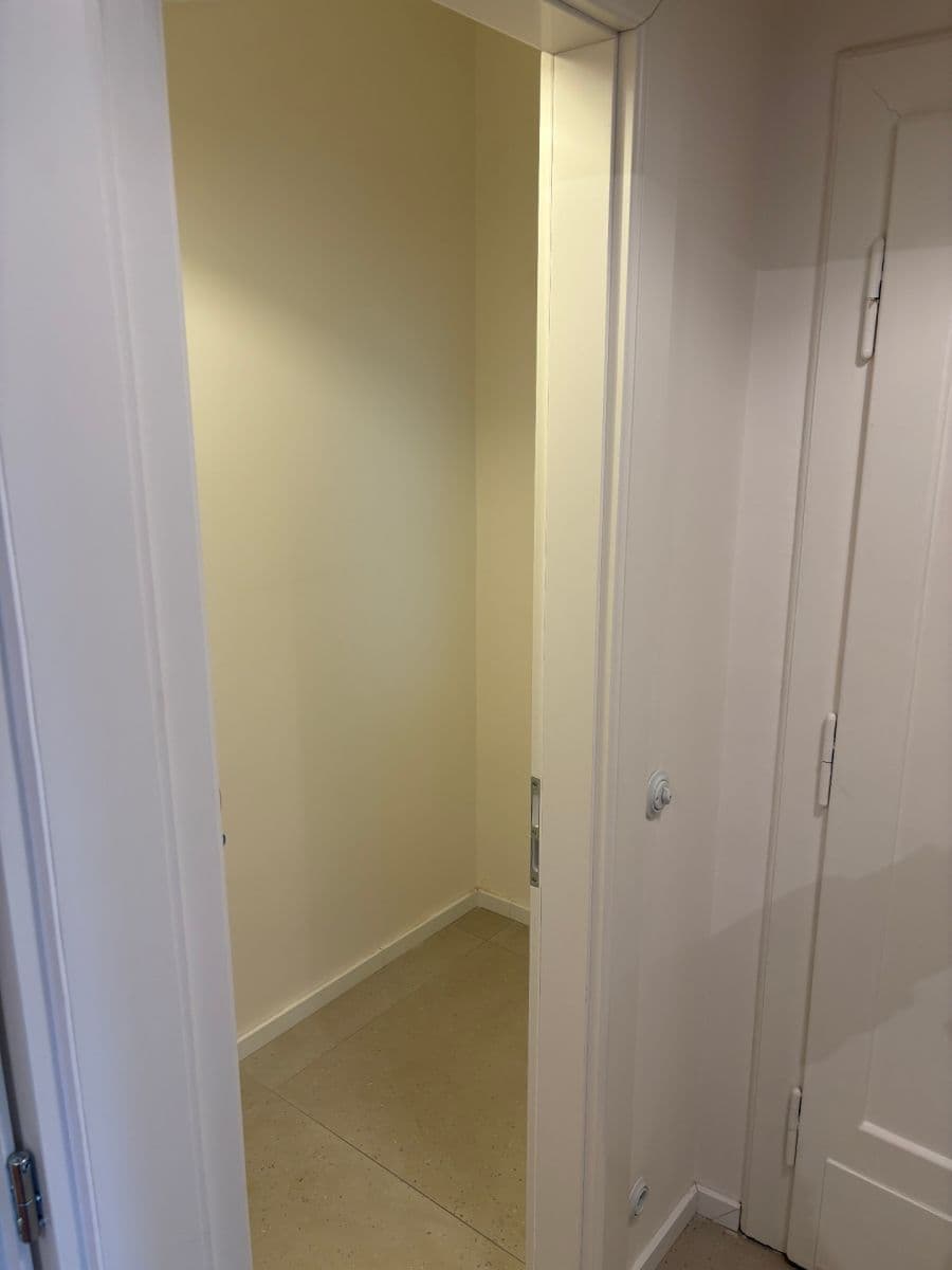 Prodej bytu 3+1 124 m², Velflíkova, Praha, Praha Prodej bytu 3+1 124 m², Velflíkova, Praha, Praha