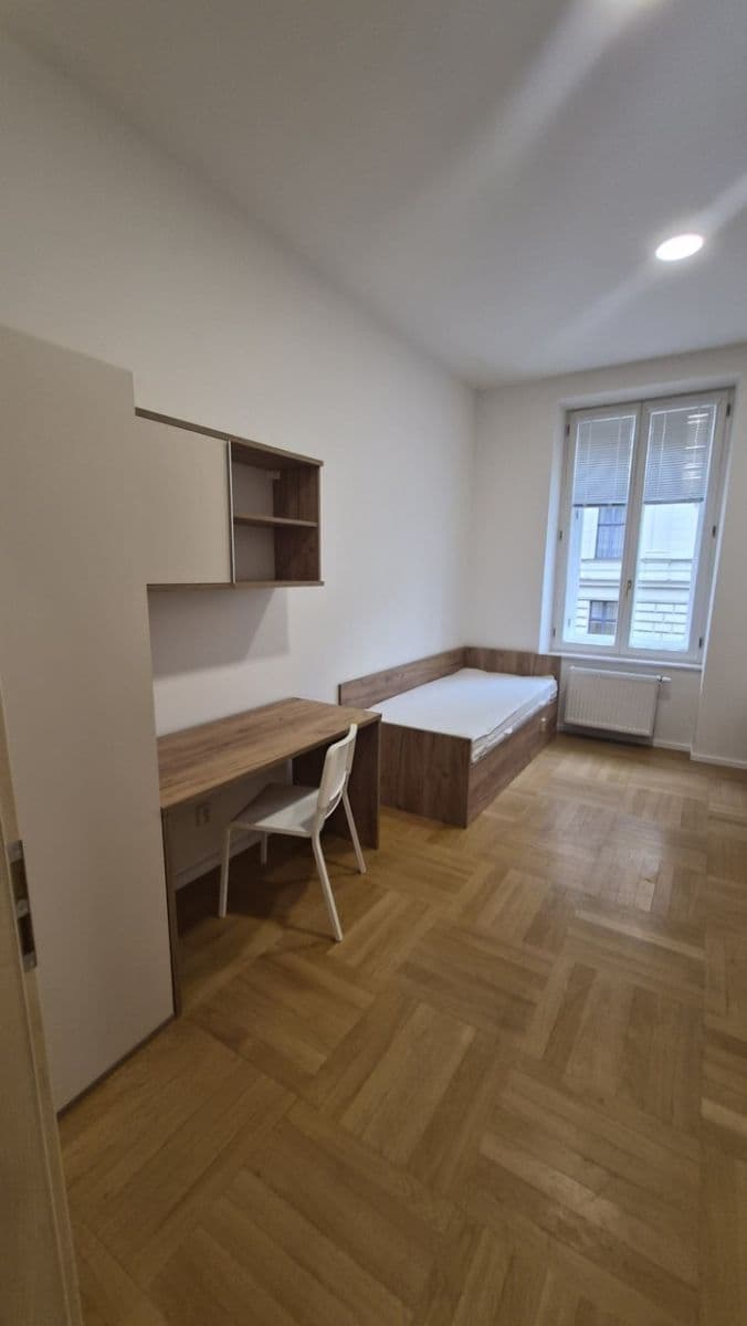 Pronájem bytu 4+kk 82 m², Husova, Brno, Jihomoravský kraj Pronájem bytu 4+kk 82 m², Husova, Brno, Jihomoravský kraj