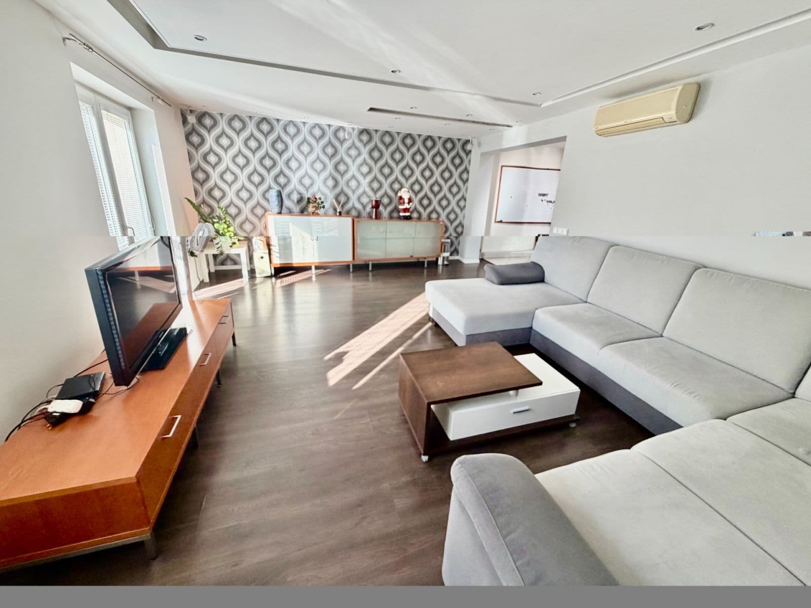 Pronájem bytu 4+kk 104 m², Kvetná, Ružinov, Bratislavský kraj Pronájem bytu 4+kk 104 m², Kvetná, Ružinov, Bratislavský kraj