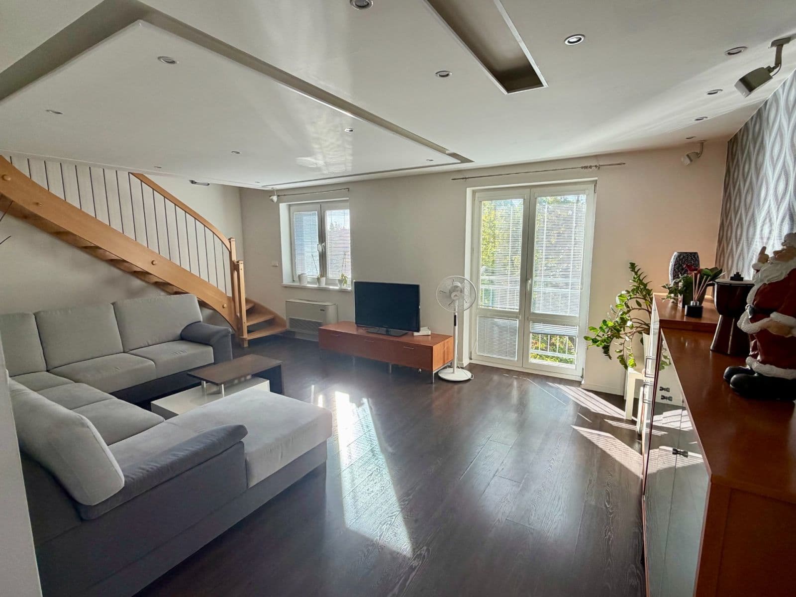 Pronájem bytu 4+kk 104 m², Kvetná, Ružinov, Bratislavský kraj Pronájem bytu 4+kk 104 m², Kvetná, Ružinov, Bratislavský kraj