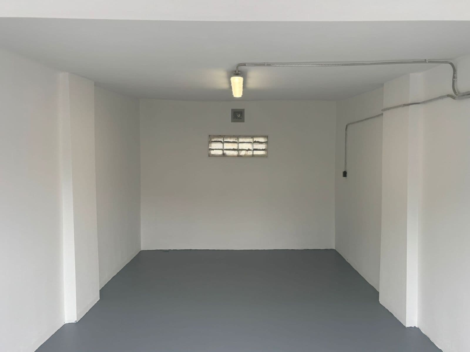 Prodej garáže 21 m², Černovická, Chomutov, Ústecký kraj Prodej garáže 21 m², Černovická, Chomutov, Ústecký kraj