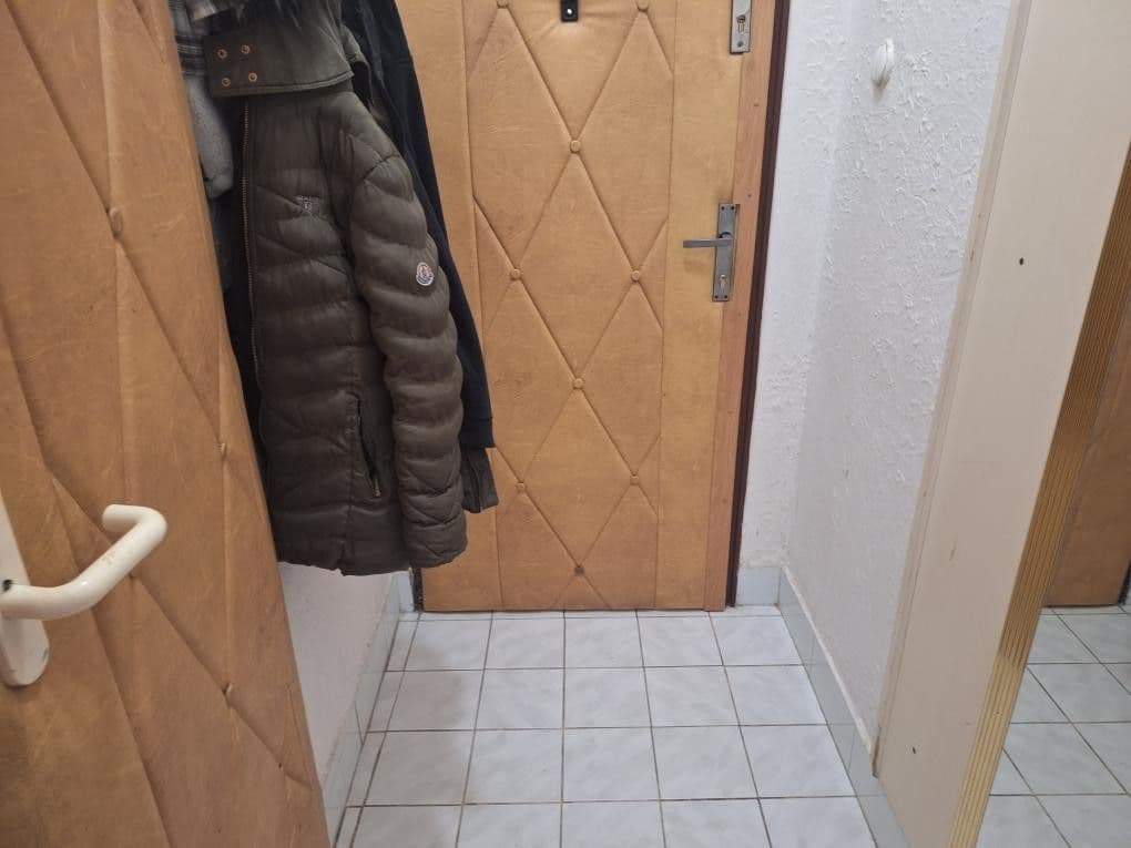 Prodej bytu 1+kk 25 m², V Zahrádkách, Most, Ústecký kraj Prodej bytu 1+kk 25 m², V Zahrádkách, Most, Ústecký kraj