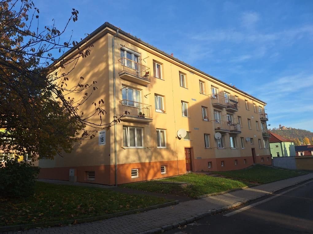 Prodej bytu 1+kk 25 m², V Zahrádkách, Most, Ústecký kraj Prodej bytu 1+kk 25 m², V Zahrádkách, Most, Ústecký kraj
