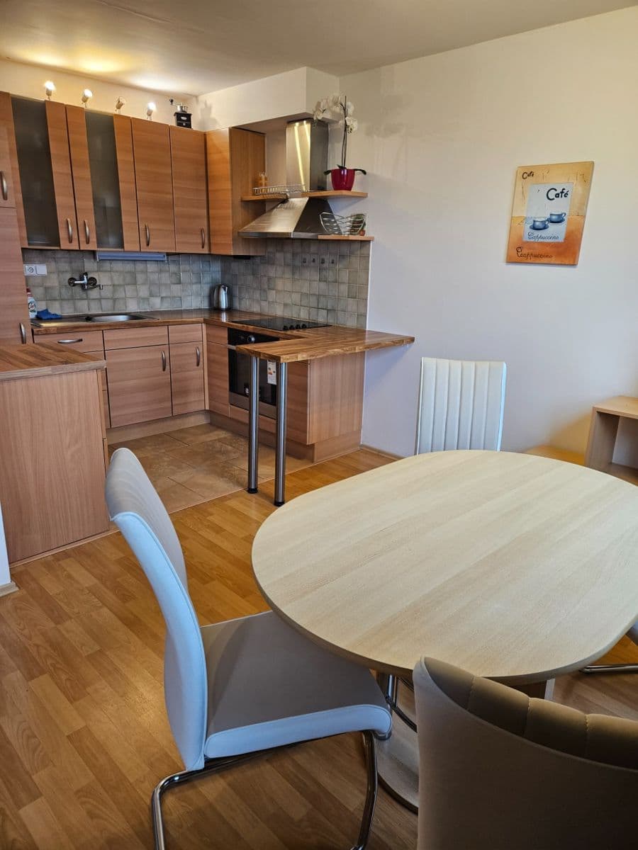Pronájem bytu 3+kk 66 m², Třebenická, Praha, Praha Pronájem bytu 3+kk 66 m², Třebenická, Praha, Praha