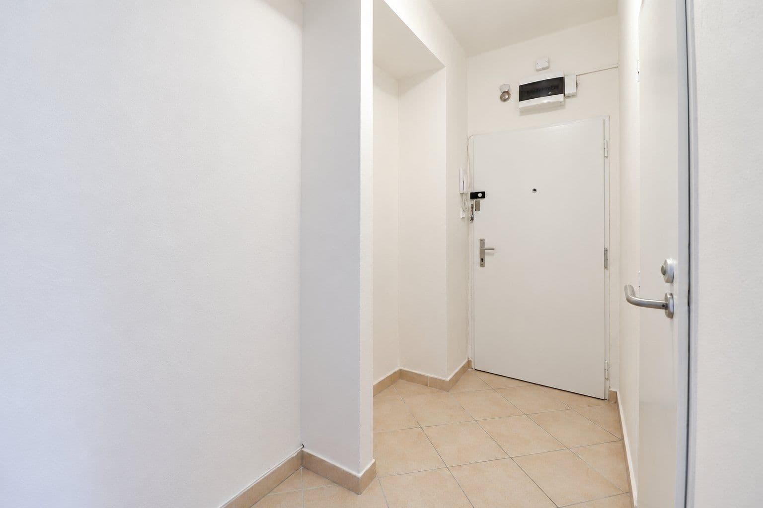 Pronájem bytu 2+1 50 m², Zelenečská, Praha, Praha Pronájem bytu 2+1 50 m², Zelenečská, Praha, Praha