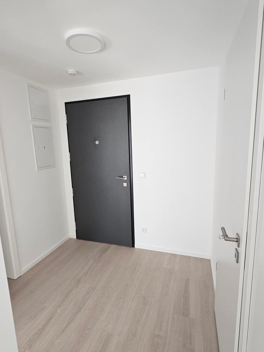 Pronájem bytu 2+kk 52 m², Kladno, Středočeský kraj Pronájem bytu 2+kk 52 m², Kladno, Středočeský kraj